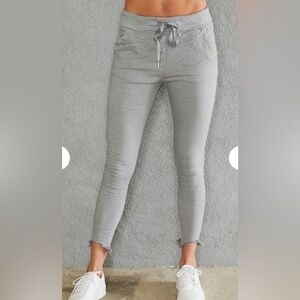 Venti6 Womens Grey‎ Fringe Hem Crinkle Joggers Size Small NWOT